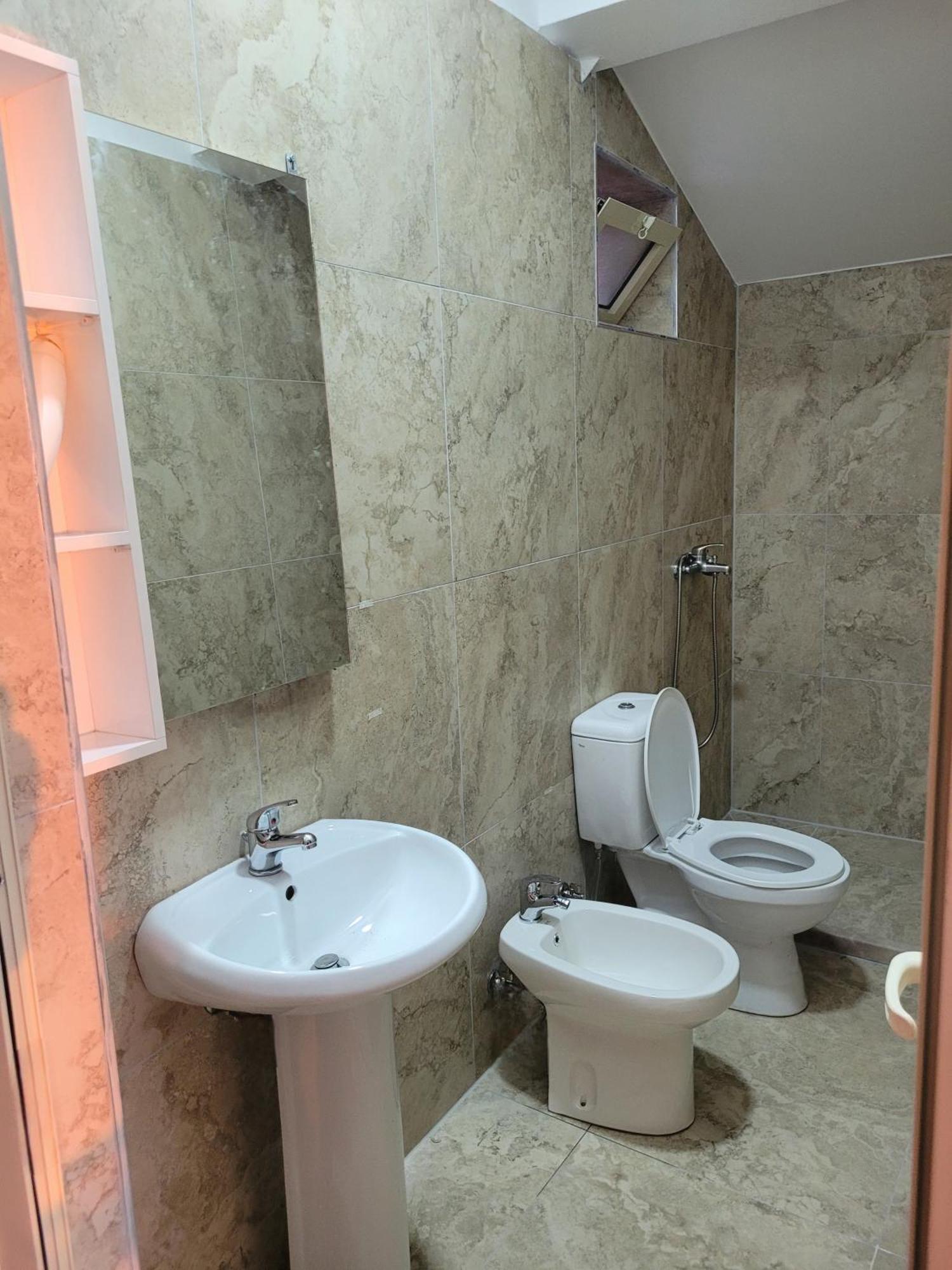 Vila Ama Kruje Bed & Breakfast 部屋 写真